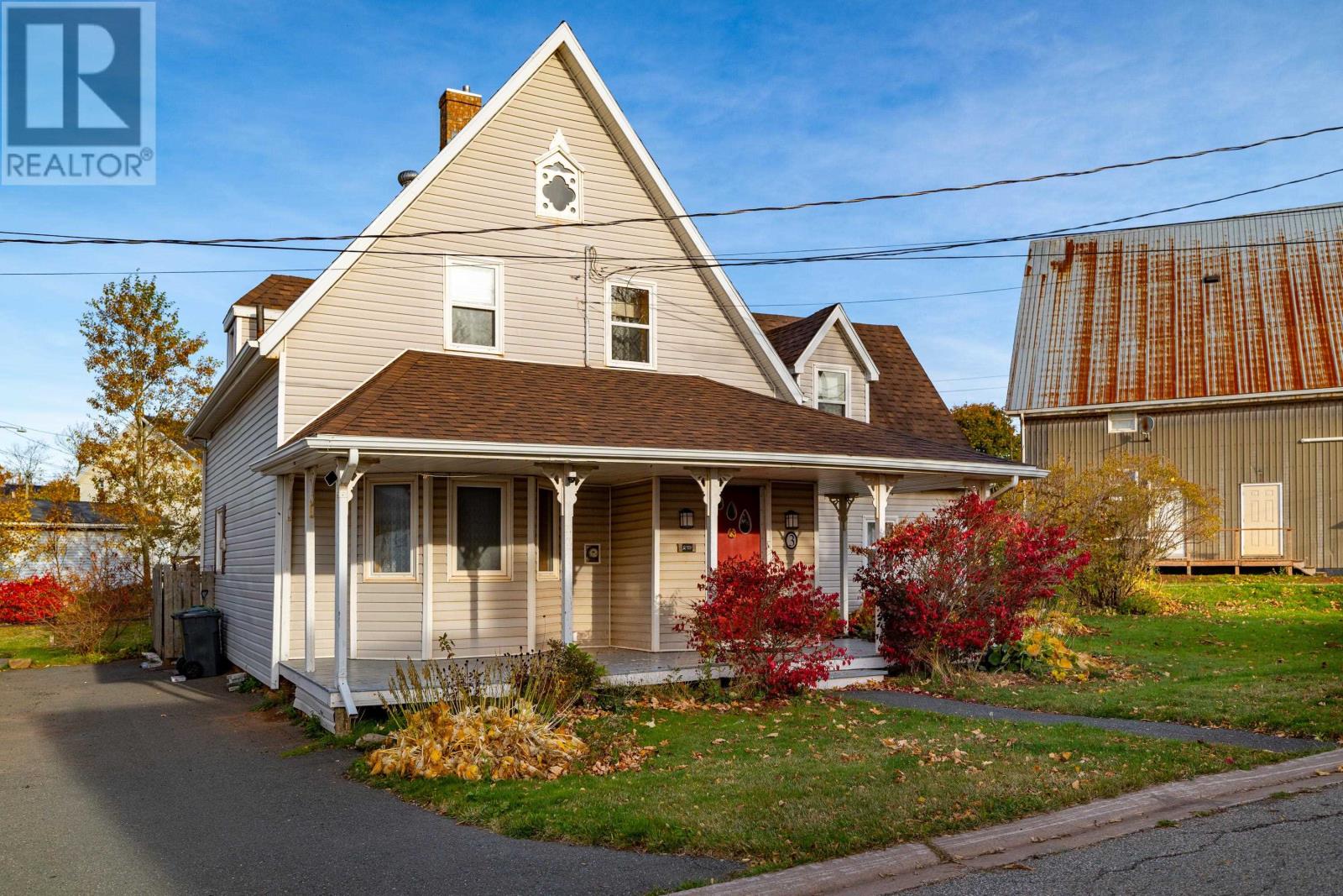 3 Church Avenue, Souris, Prince Edward Island  C0A 2B0 - Photo 6 - 202527099