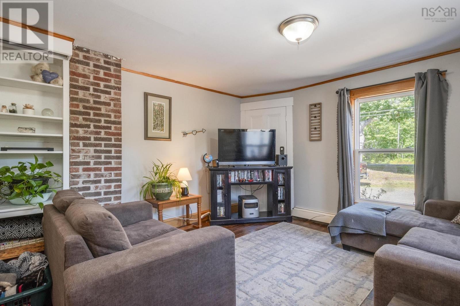 1726 201 Highway, South Greenwood, Nova Scotia  B0P 1R0 - Photo 10 - 202521116