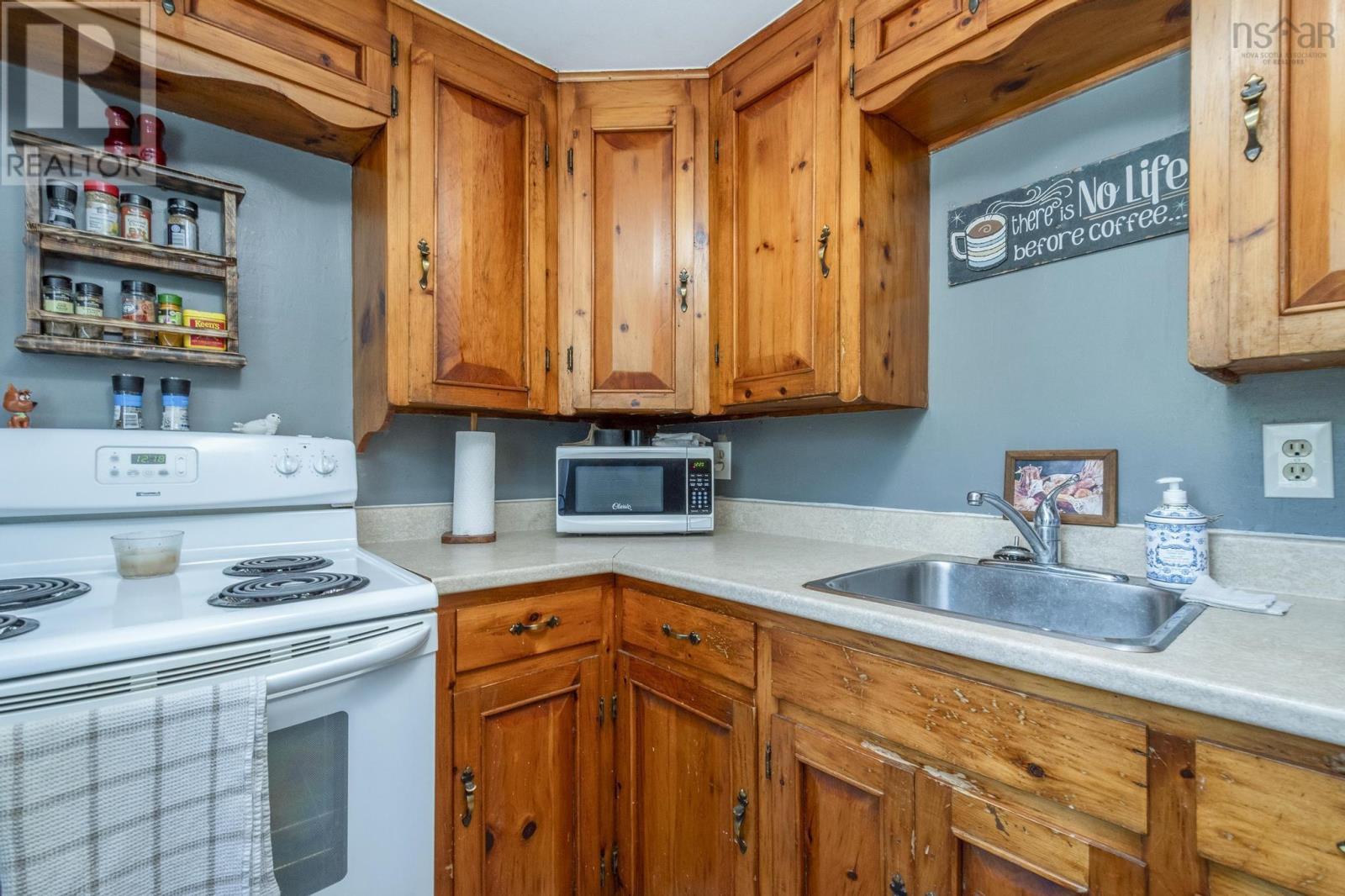 1726 201 Highway, South Greenwood, Nova Scotia  B0P 1R0 - Photo 5 - 202521172