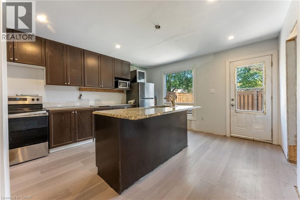 2700 Barton Street E Unit# 7, Hamilton, Ontario  L8E 2J7 - Photo 10 - 40778634