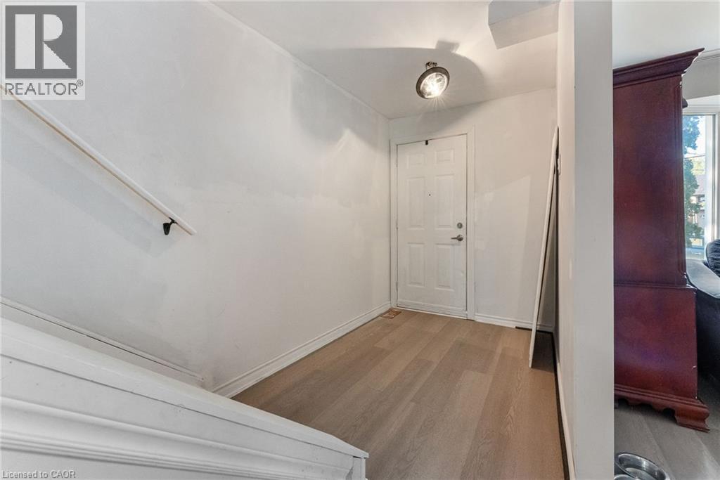 2700 Barton Street E Unit# 7, Hamilton, Ontario  L8E 2J7 - Photo 12 - 40778634