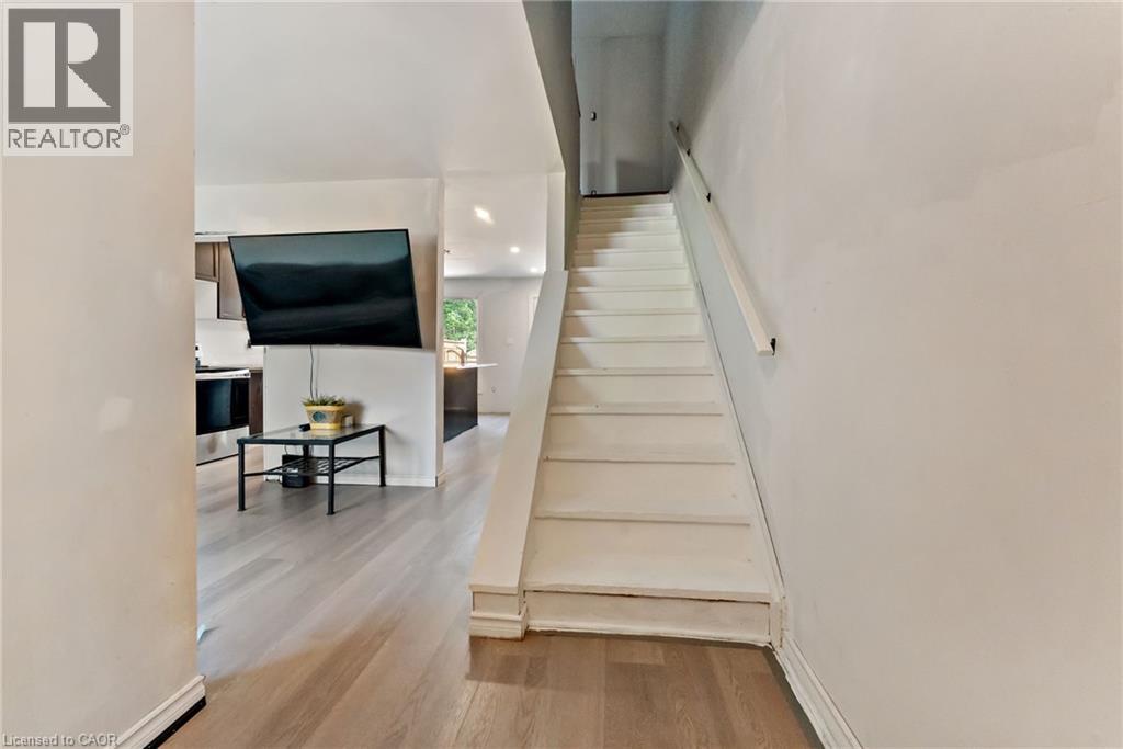 2700 Barton Street E Unit# 7, Hamilton, Ontario  L8E 2J7 - Photo 16 - 40778634