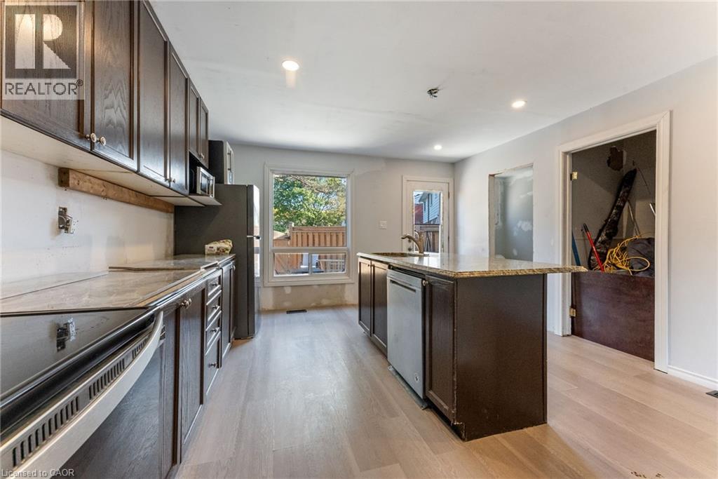 2700 Barton Street E Unit# 7, Hamilton, Ontario  L8E 2J7 - Photo 11 - 40778634