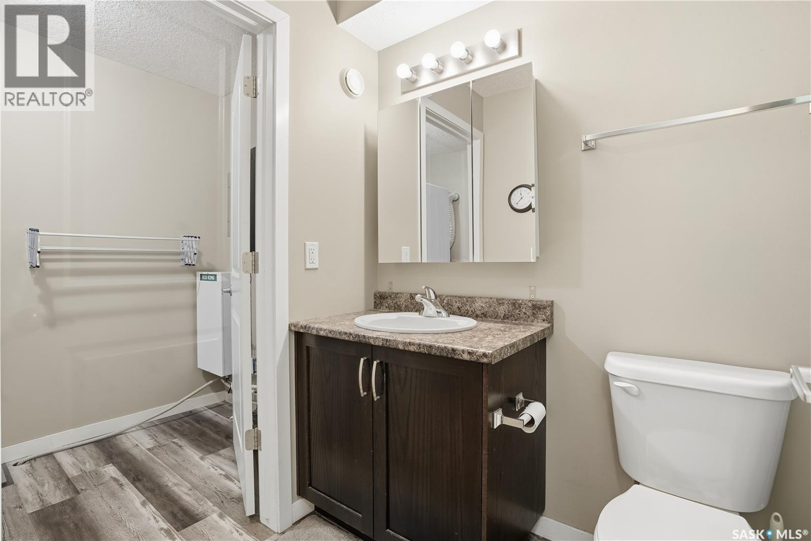 112 5055 James Hill Road, Regina, Saskatchewan  S4W 0B9 - Photo 16 - SK022136