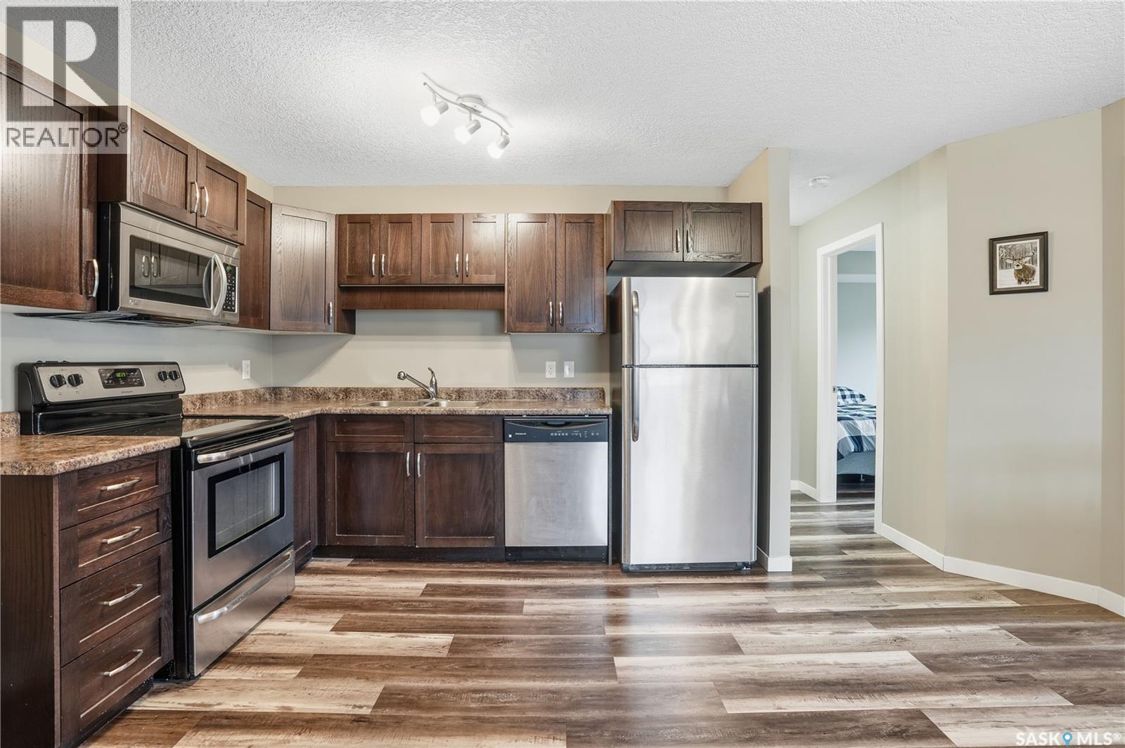 112 5055 James Hill Road, Regina, Saskatchewan  S4W 0B9 - Photo 8 - SK022136