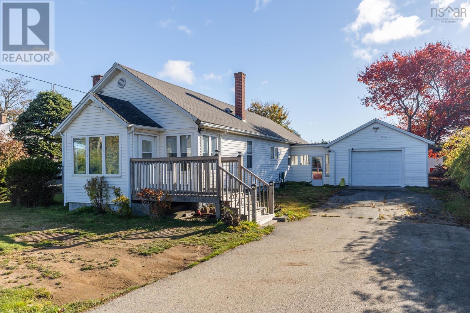 752 Highway 1, Hebron, Nova Scotia