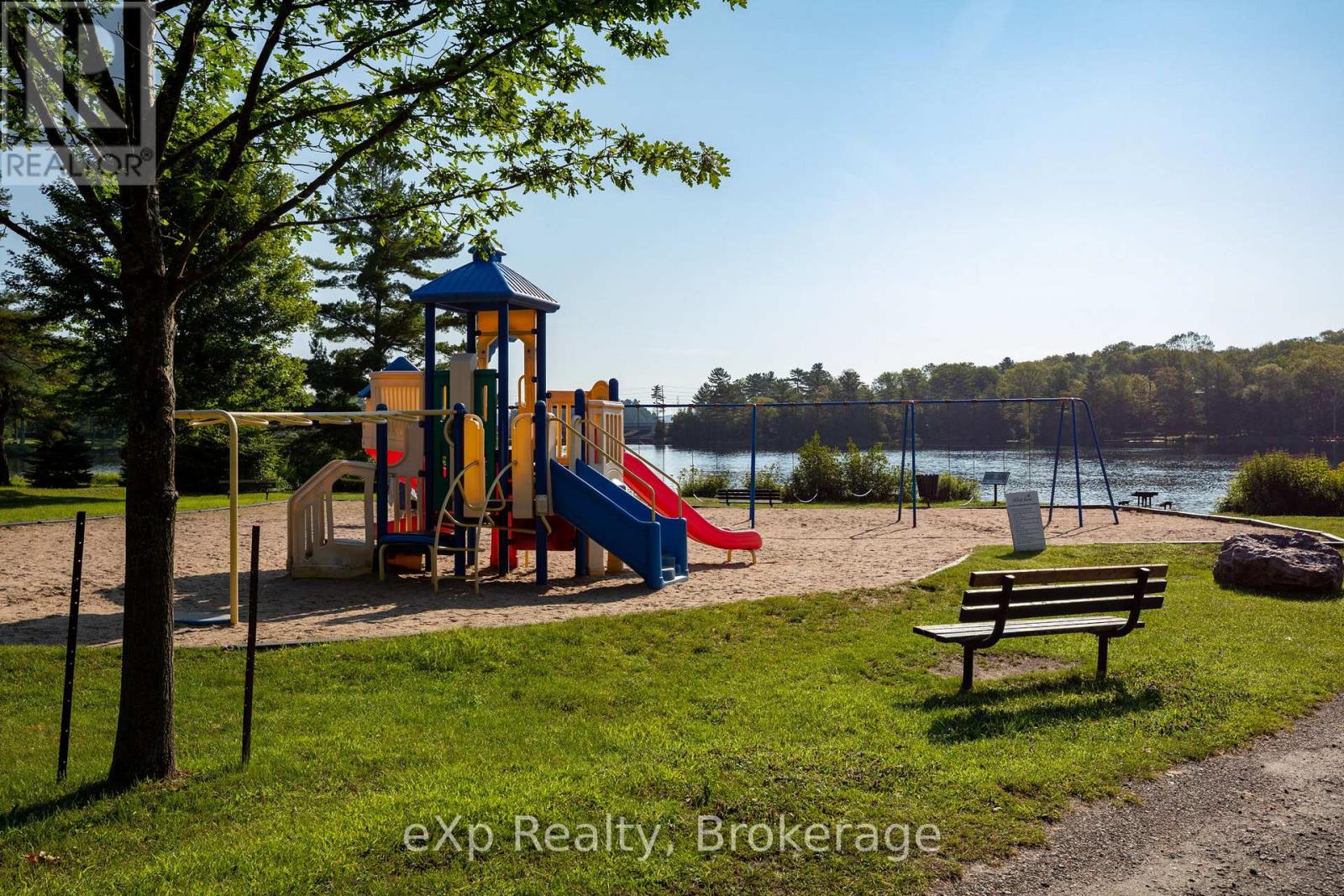 47 William Street, Parry Sound, Ontario  P2A 1V2 - Photo 44 - X12501406