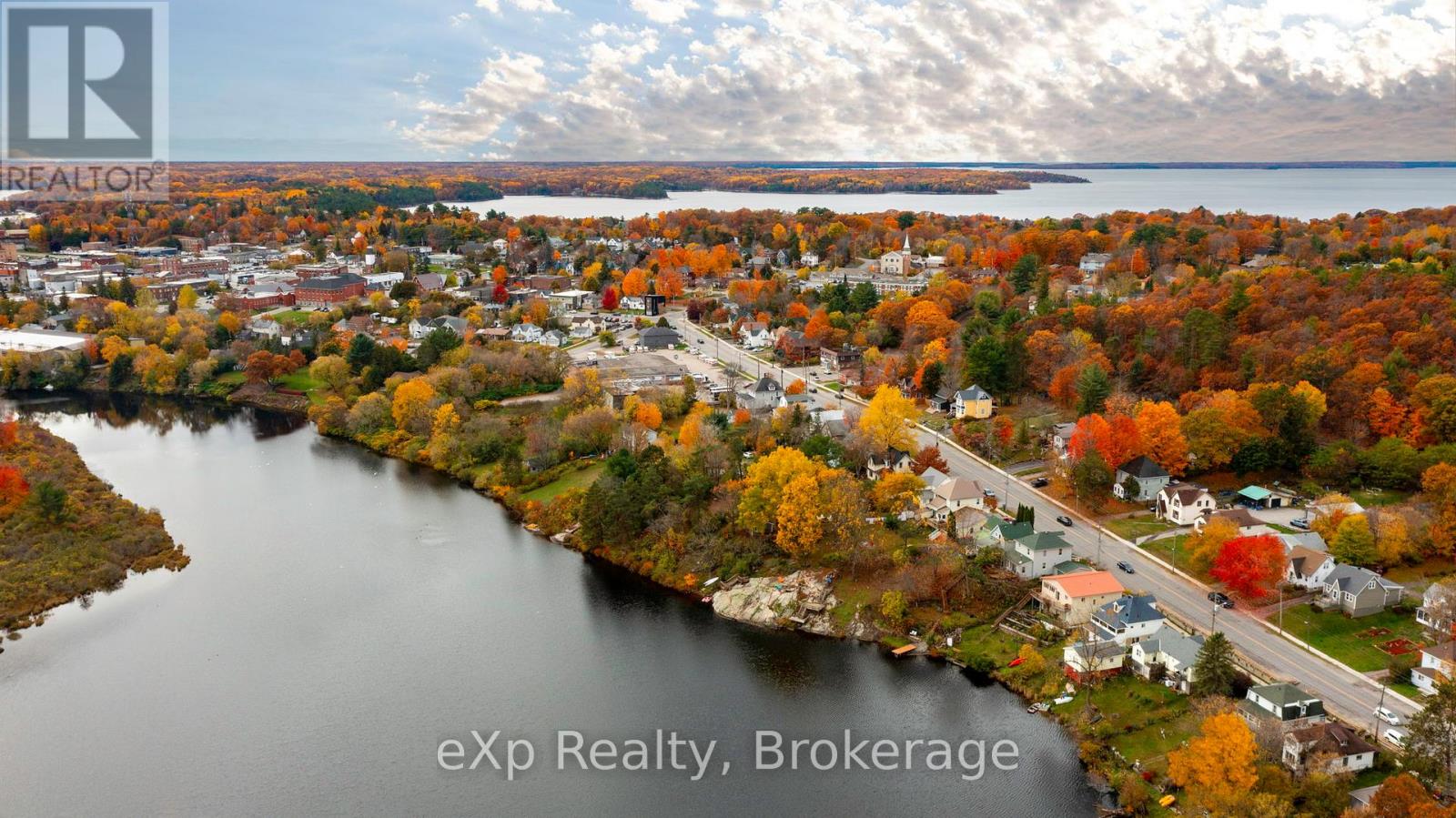 47 William Street, Parry Sound, Ontario  P2A 1V2 - Photo 40 - X12501406