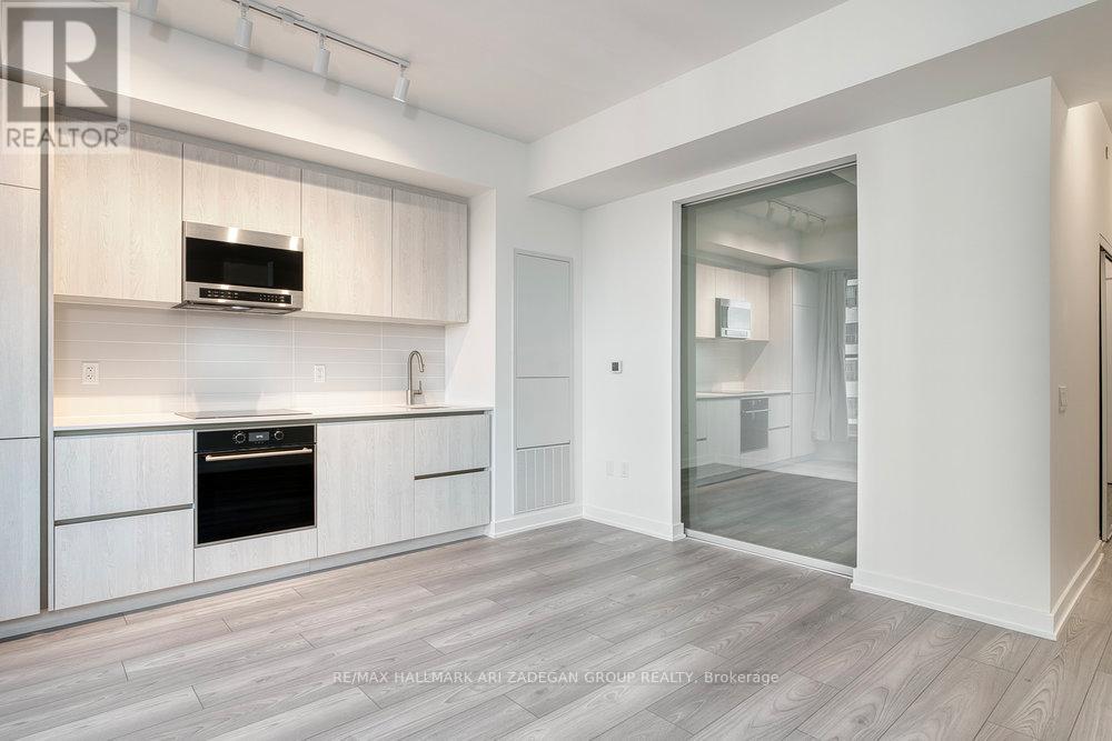 716n - 120 Broadway Avenue, Toronto (Mount Pleasant West), Ontario  M4P 1V7 - Photo 10 - C12501874