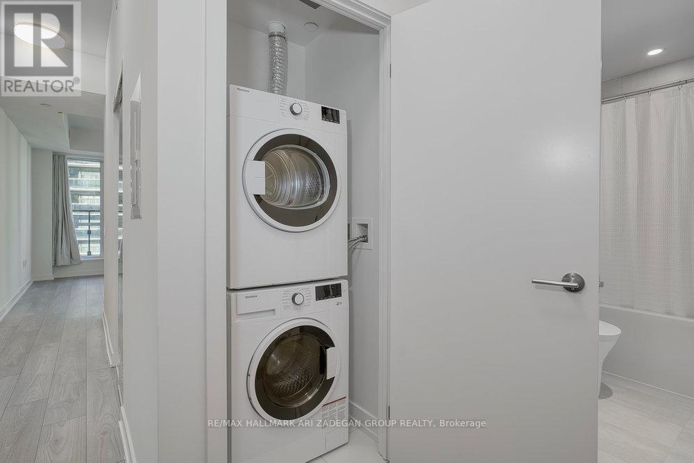 716n - 120 Broadway Avenue, Toronto (Mount Pleasant West), Ontario  M4P 1V7 - Photo 5 - C12501874