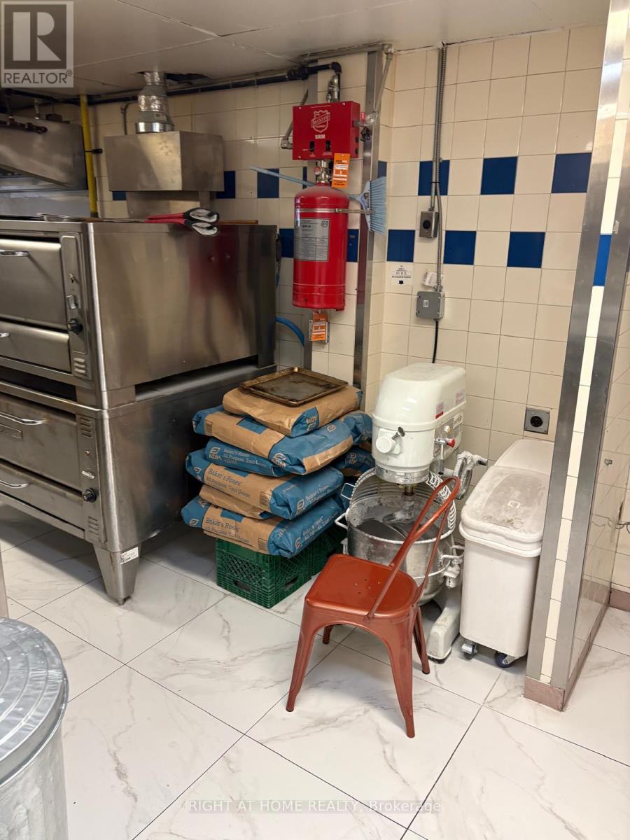 1807 Eglinton Avenue W, Toronto, Ontario  M6E 5A5 - Photo 11 - C12501890