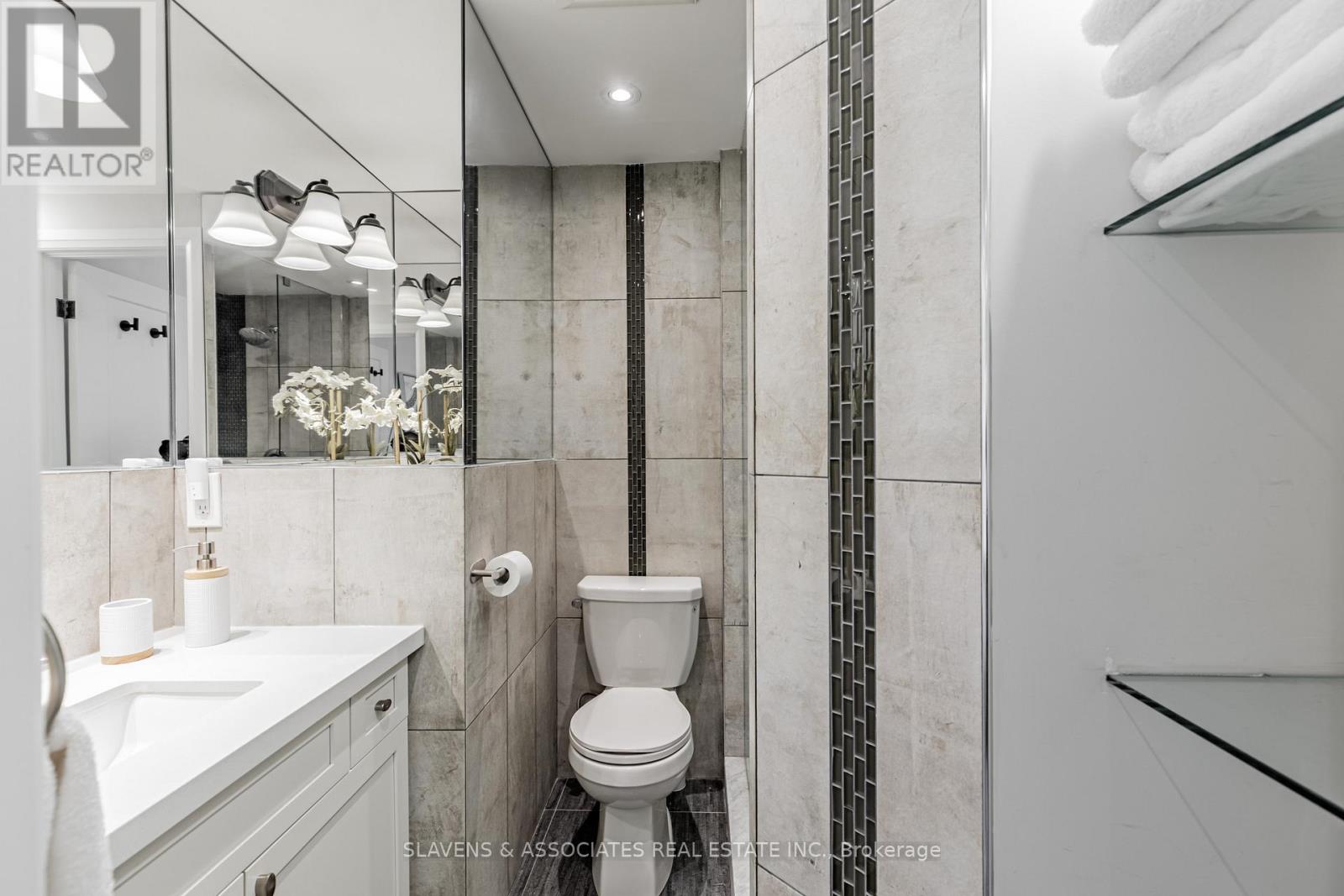 111 Cedric Avenue, Toronto, Ontario  M6C 3X7 - Photo 24 - C12501902