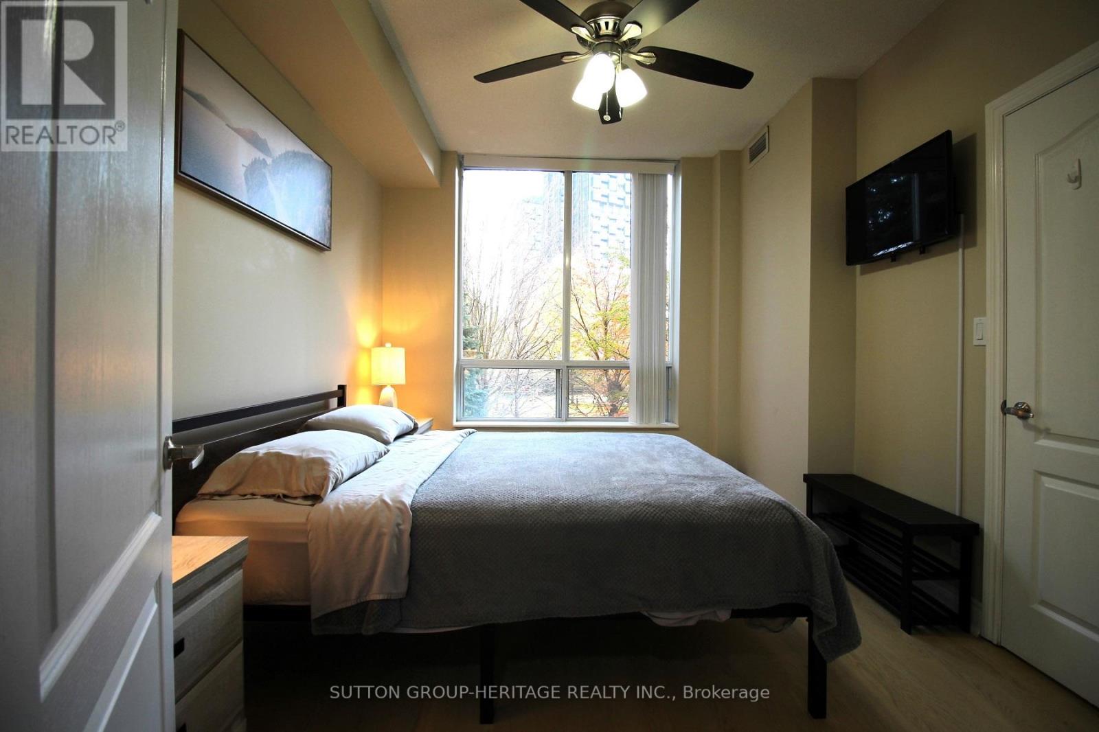 211 - 1105 Leslie Street, Toronto, Ontario  M3C 4G9 - Photo 13 - C12501918