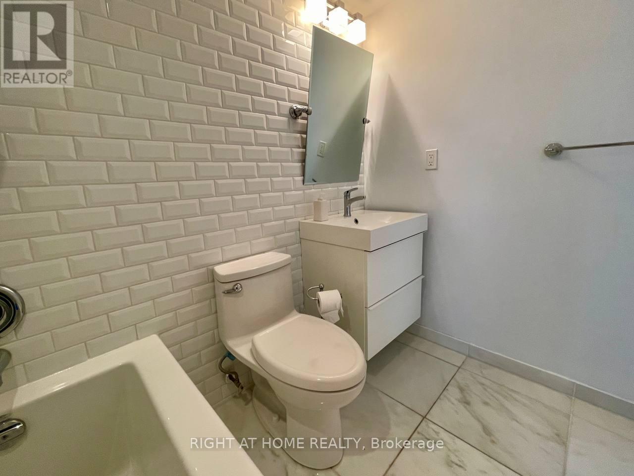 3104 - 1001 Bay Street, Toronto, Ontario  M5S 3A6 - Photo 17 - C12502030