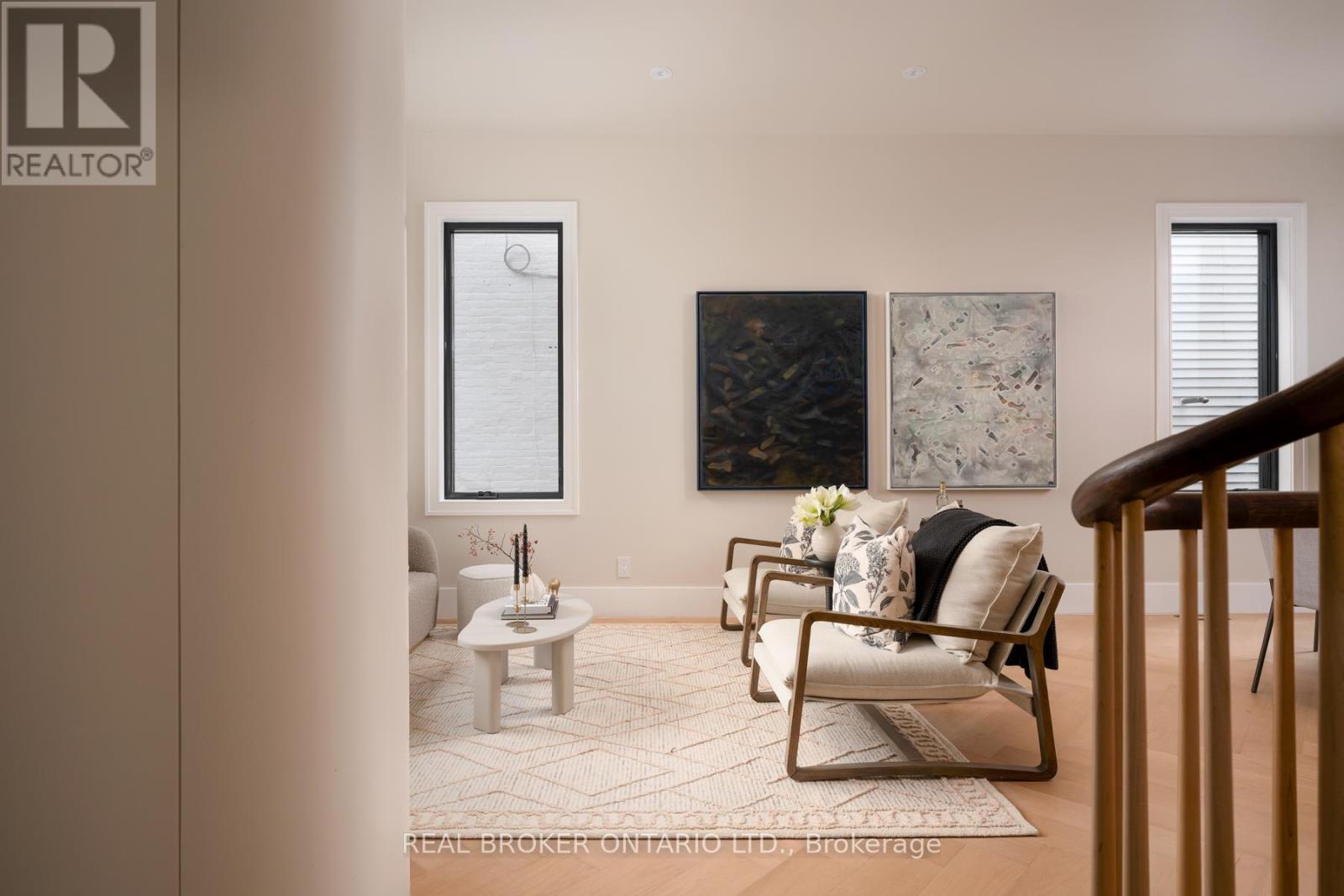 256 Major Street, Toronto, Ontario  M5S 2L6 - Photo 5 - C12502034