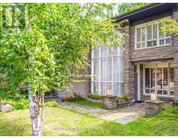 15 RIDELLE AVENUE, Toronto, Ontario