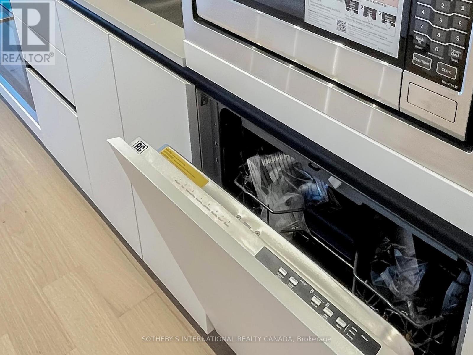 206 - 1720 Bayview Avenue, Toronto, Ontario  M4G 3C4 - Photo 20 - C12502054