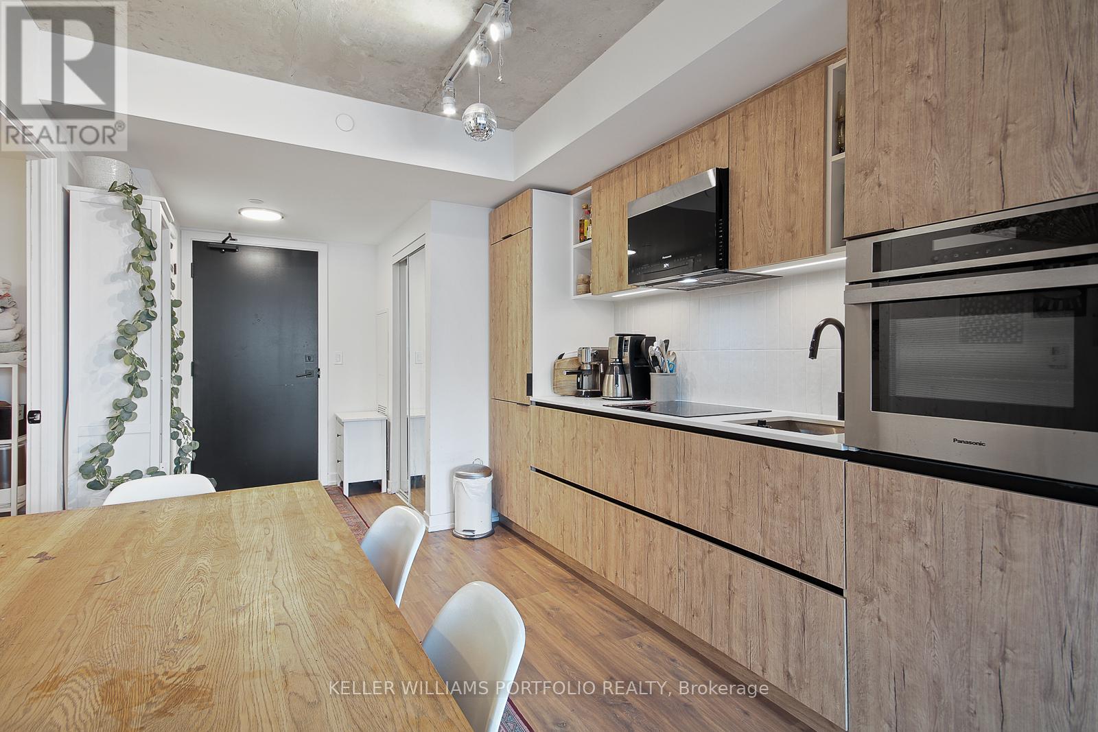 603 - 2 Augusta Avenue, Toronto, Ontario  M5V 0T3 - Photo 5 - C12502056