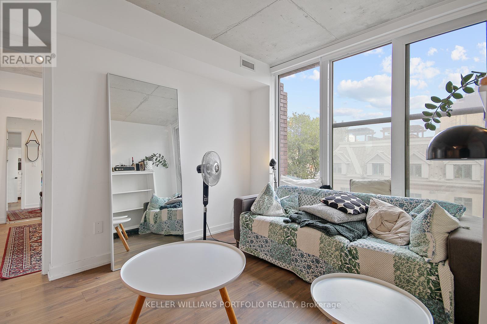 603 - 2 Augusta Avenue, Toronto, Ontario  M5V 0T3 - Photo 8 - C12502056