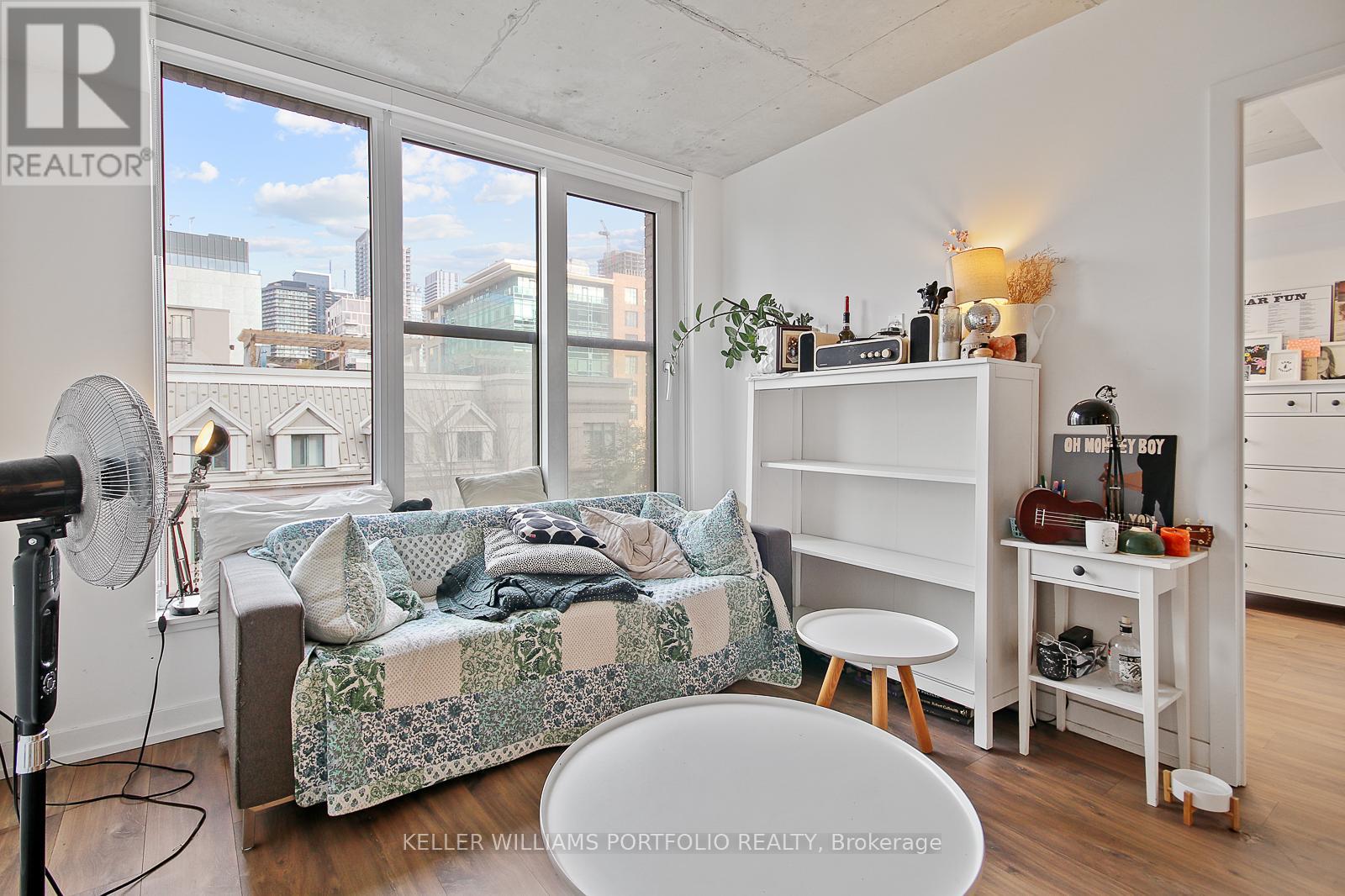 603 - 2 Augusta Avenue, Toronto, Ontario  M5V 0T3 - Photo 9 - C12502056