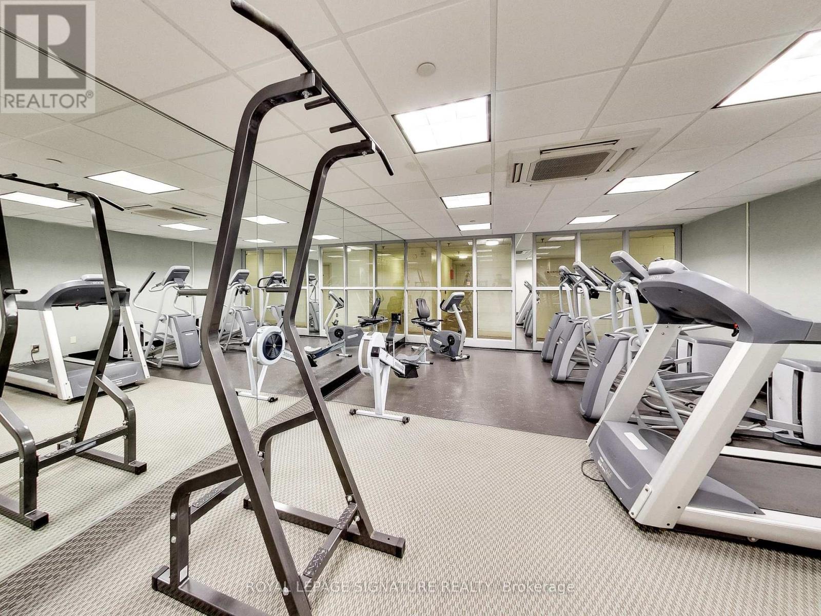 807 - 40 Homewood Avenue, Toronto, Ontario  M4Y 2K2 - Photo 15 - C12502076