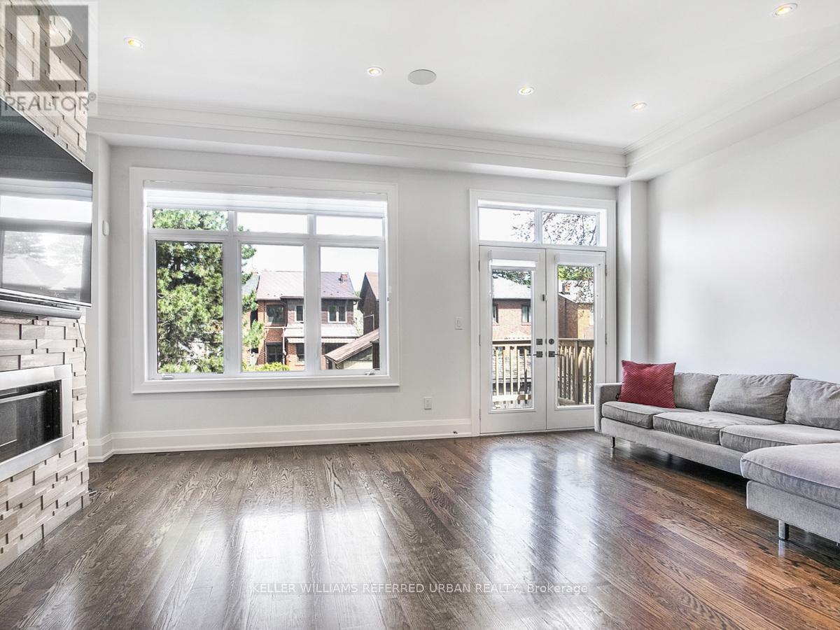 38 Cranbrooke Avenue, Toronto, Ontario  M5M 1M4 - Photo 17 - C12502088