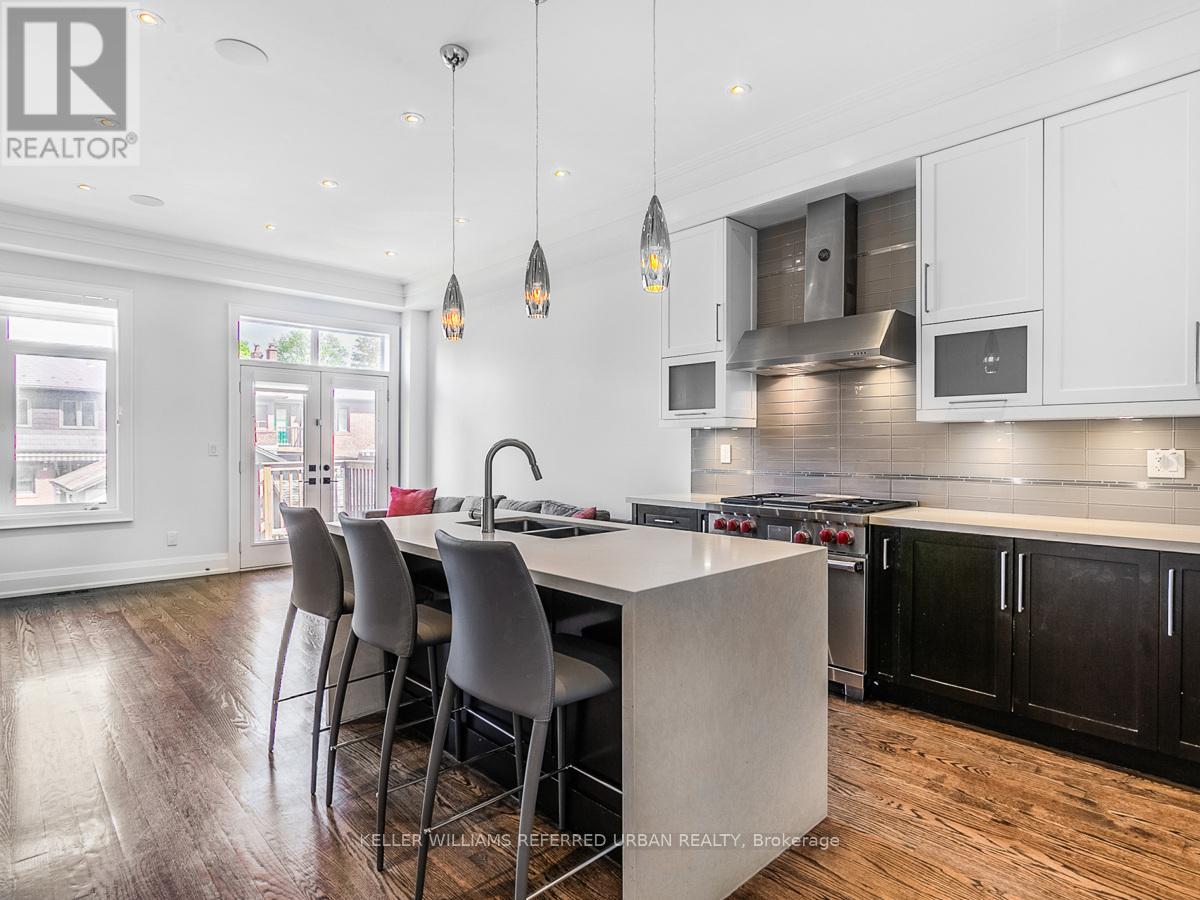 38 Cranbrooke Avenue, Toronto, Ontario  M5M 1M4 - Photo 8 - C12502088