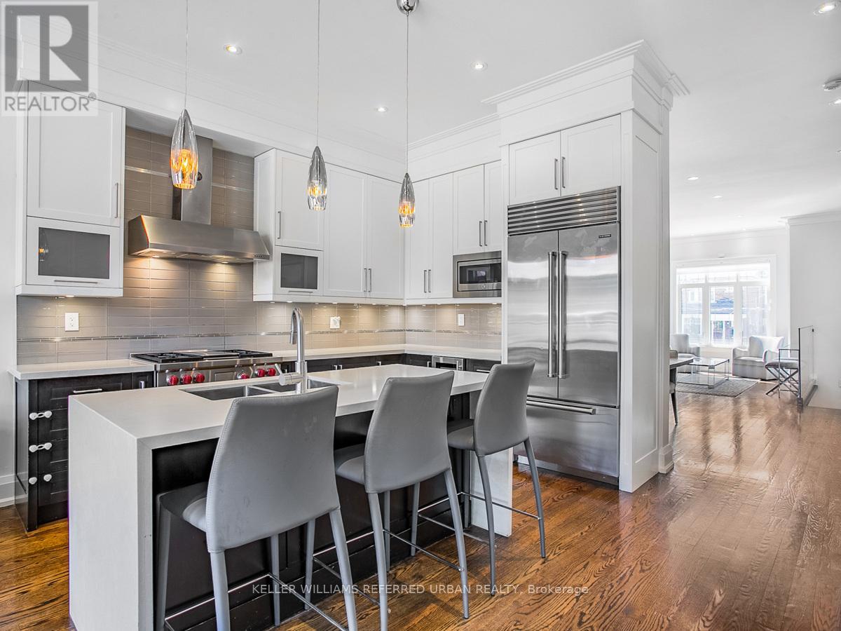 38 Cranbrooke Avenue, Toronto, Ontario  M5M 1M4 - Photo 9 - C12502088