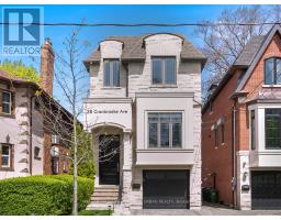38 CRANBROOKE AVENUE, Toronto, Ontario