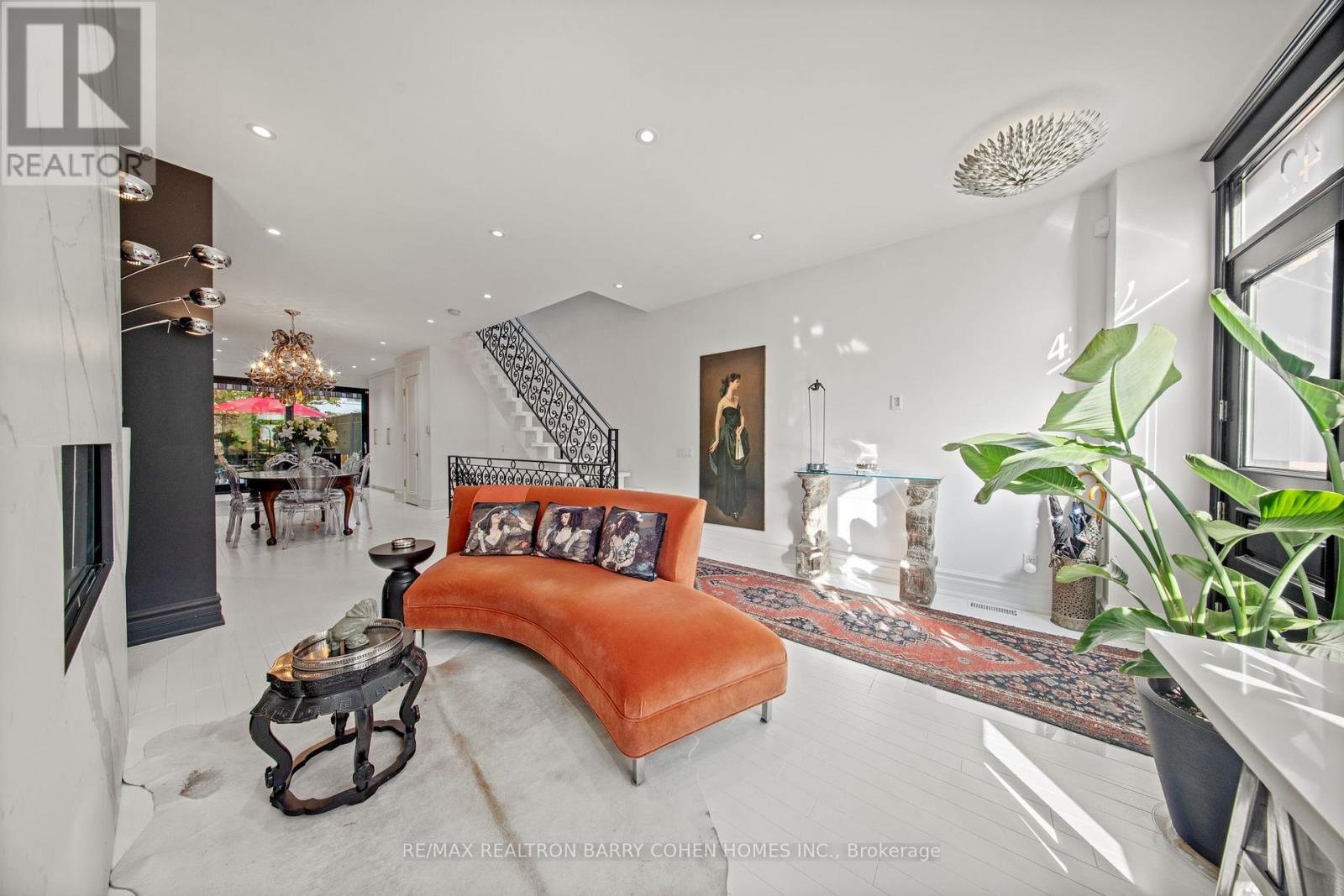 42 Berryman Street, Toronto, Ontario  M5R 1M6 - Photo 5 - C12502122