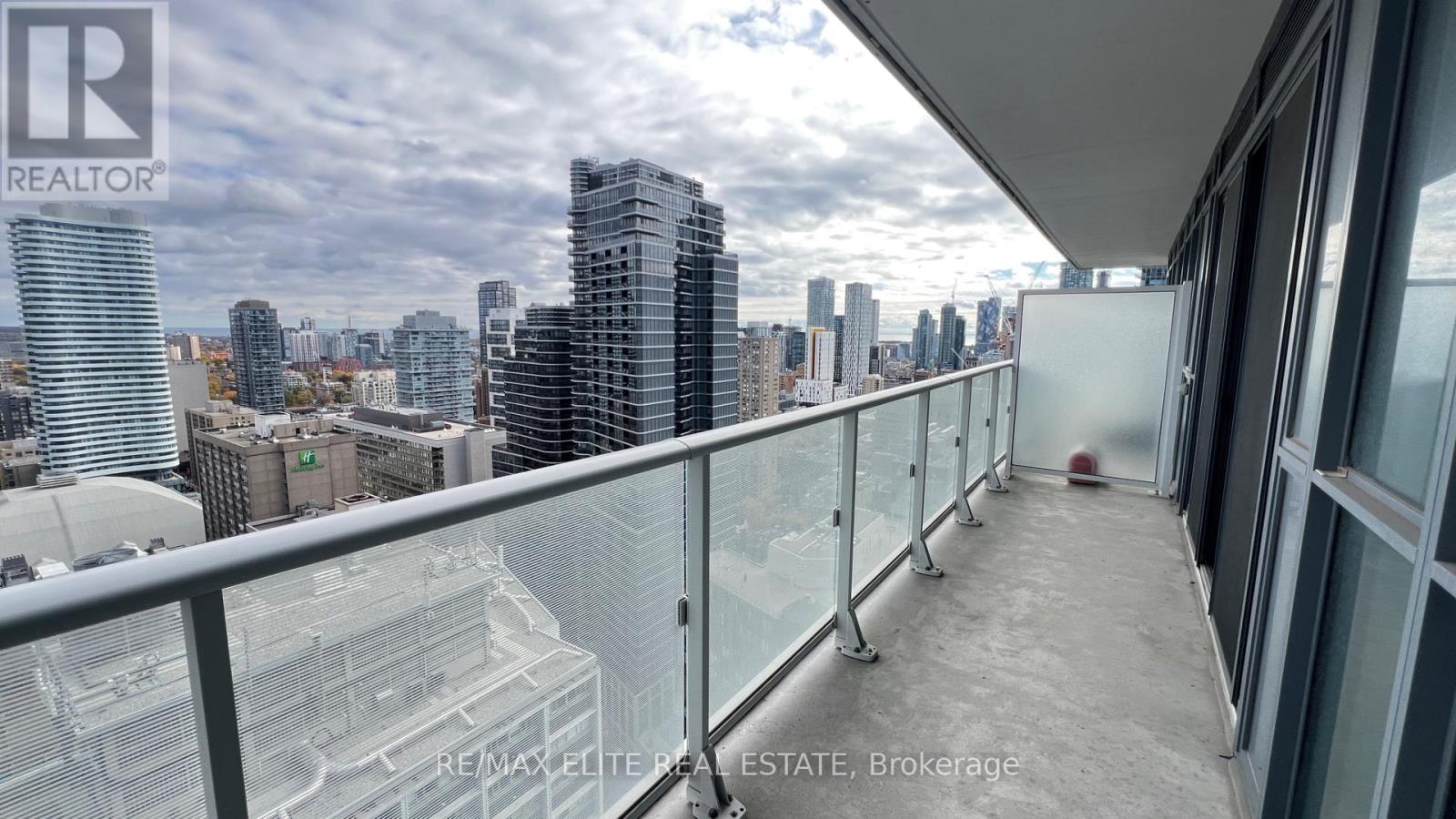 3209 - 7 Grenville Street, Toronto (Bay Street Corridor), Ontario  M4Y 1A1 - Photo 10 - C12467267