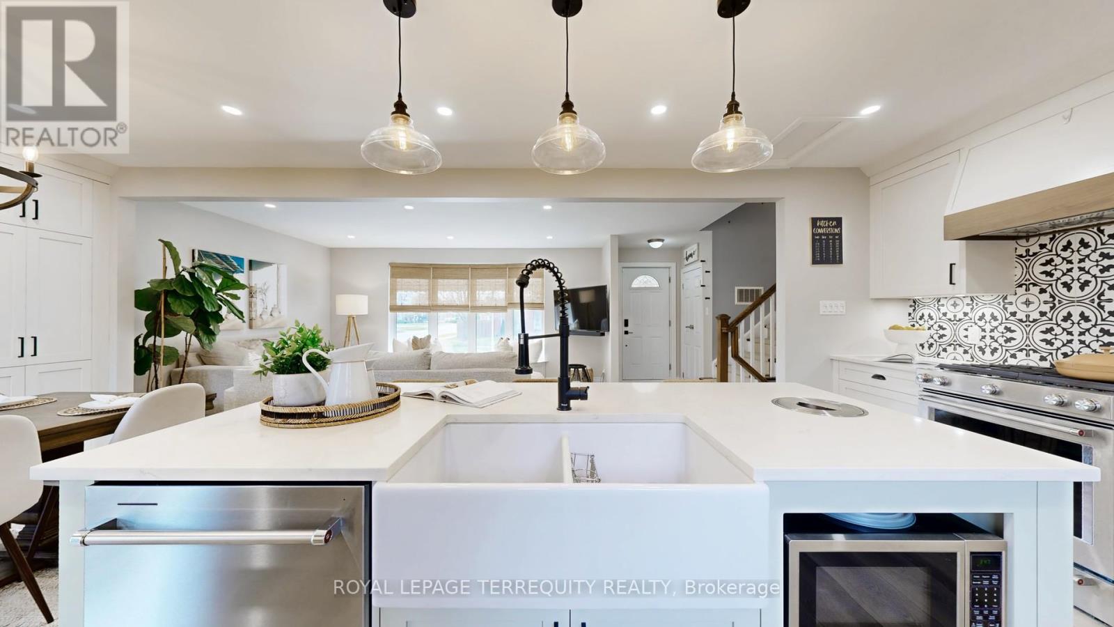 848 Liverpool Road, Pickering, Ontario  L1W 1S4 - Photo 13 - E12501904