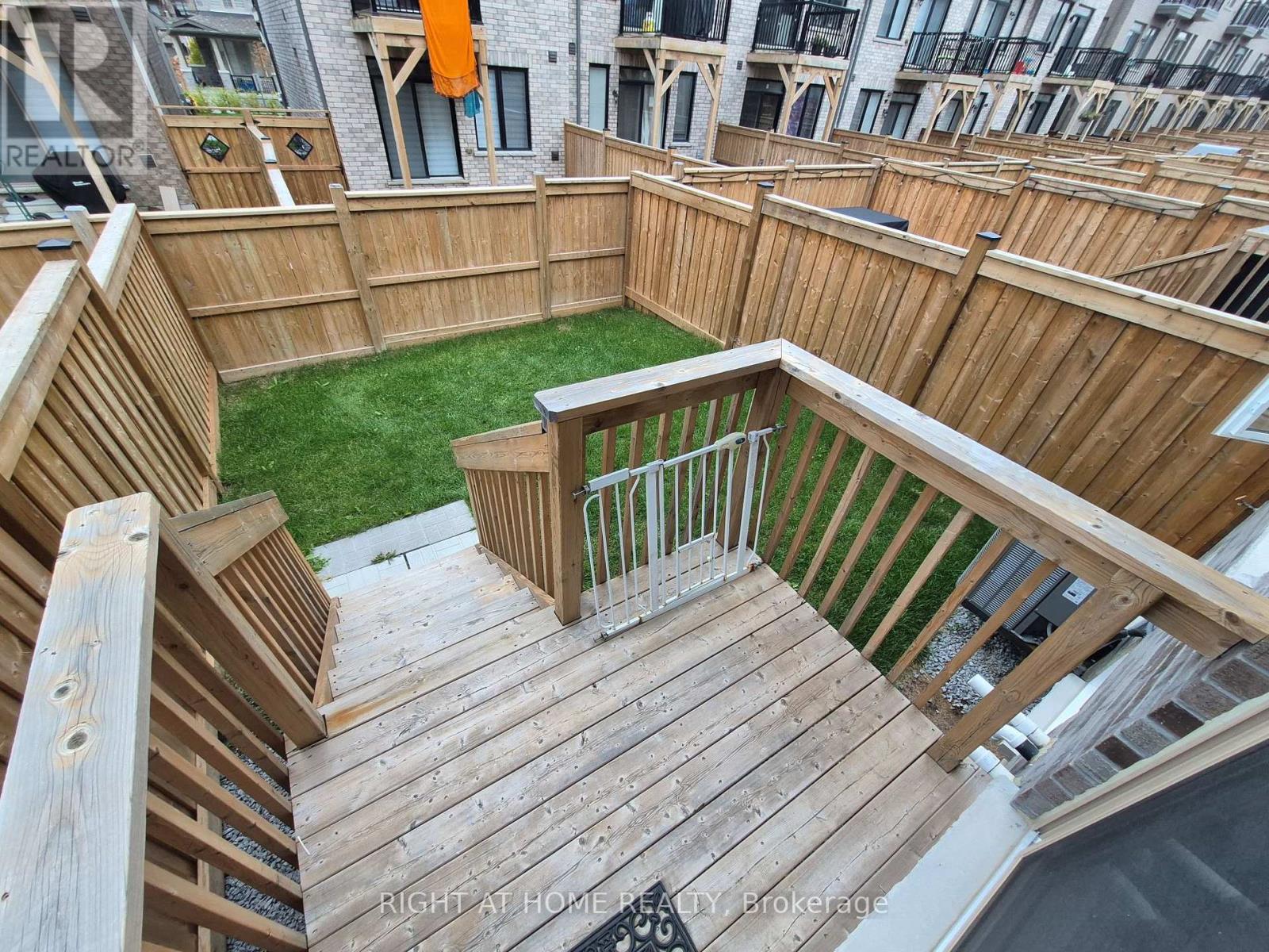 21 Coho Drive N, Whitby, Ontario  L1P 0K4 - Photo 14 - E12501922