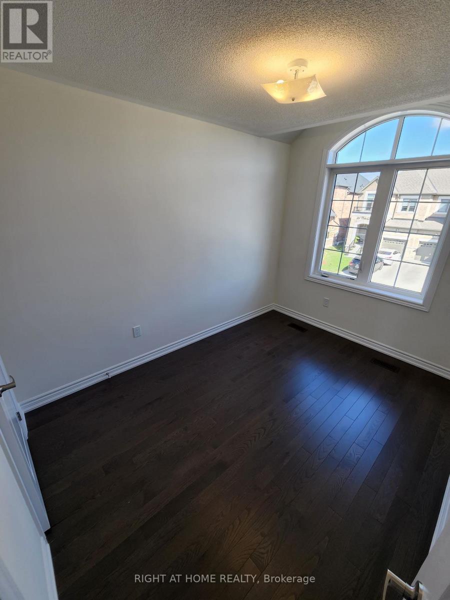 21 Coho Drive N, Whitby, Ontario  L1P 0K4 - Photo 6 - E12501922