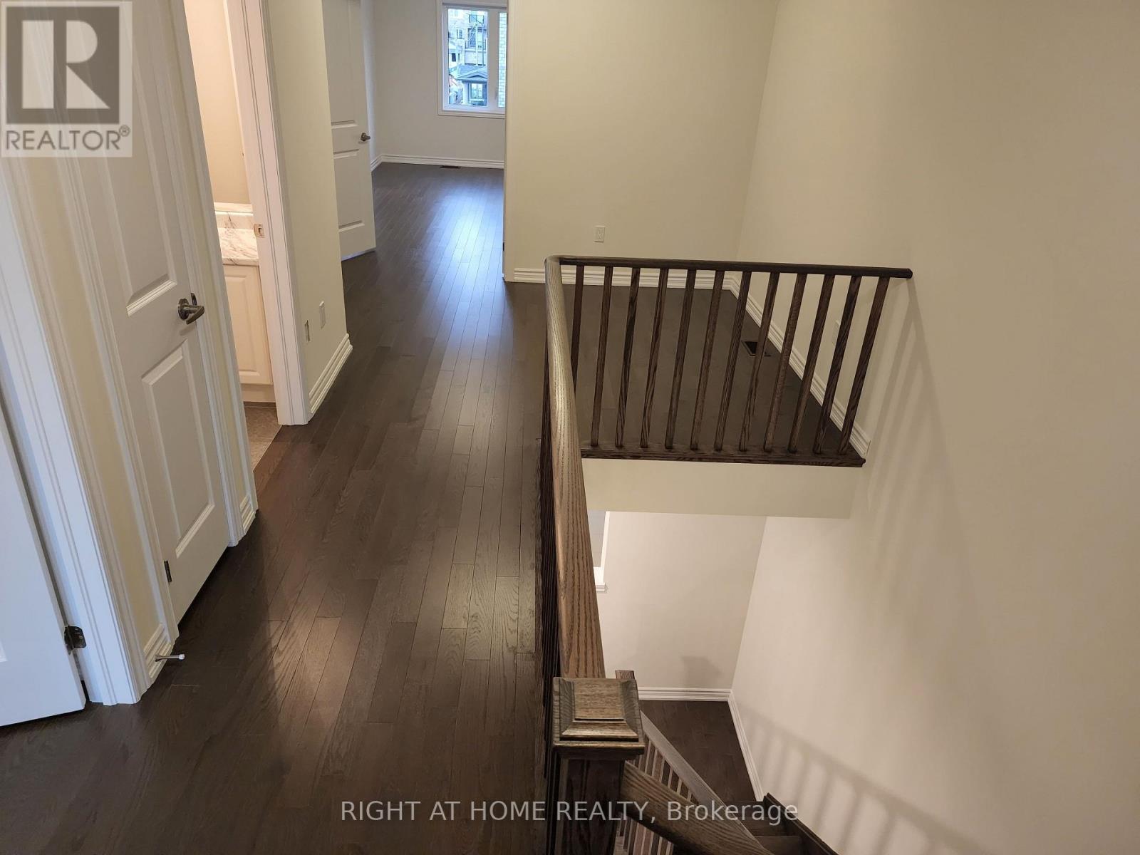 21 Coho Drive N, Whitby, Ontario  L1P 0K4 - Photo 7 - E12501922