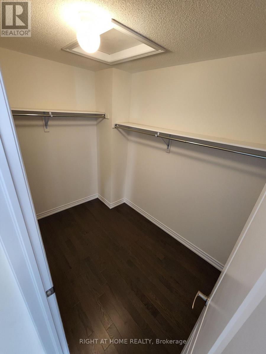 21 Coho Drive N, Whitby, Ontario  L1P 0K4 - Photo 9 - E12501922