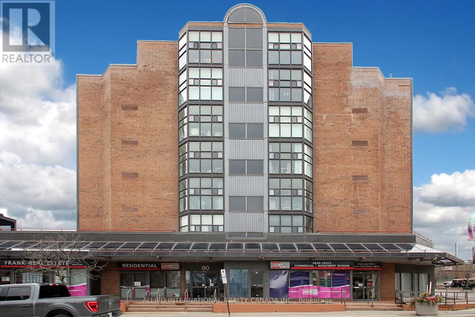 404 - 80 Athol Street E, Oshawa, Ontario  L1H 8B7 - Photo 3 - E12502044