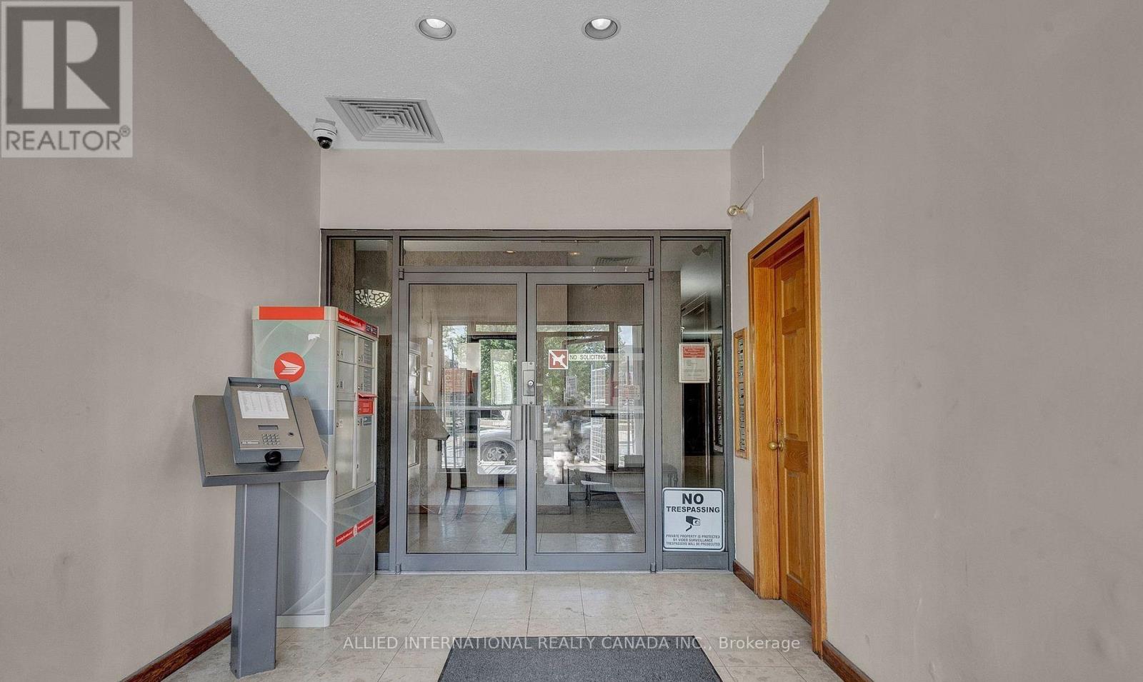 404 - 80 Athol Street E, Oshawa, Ontario  L1H 8B7 - Photo 4 - E12502044