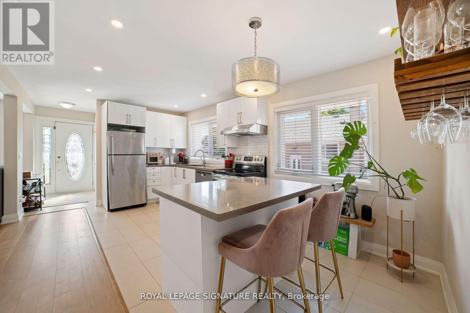 Main - 1528 Pharmacy Avenue, Toronto, Ontario  M1R 2K2 - Photo 8 - E12502116