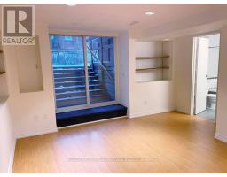 2 EDGEWOOD GARDENS, Toronto, Ontario