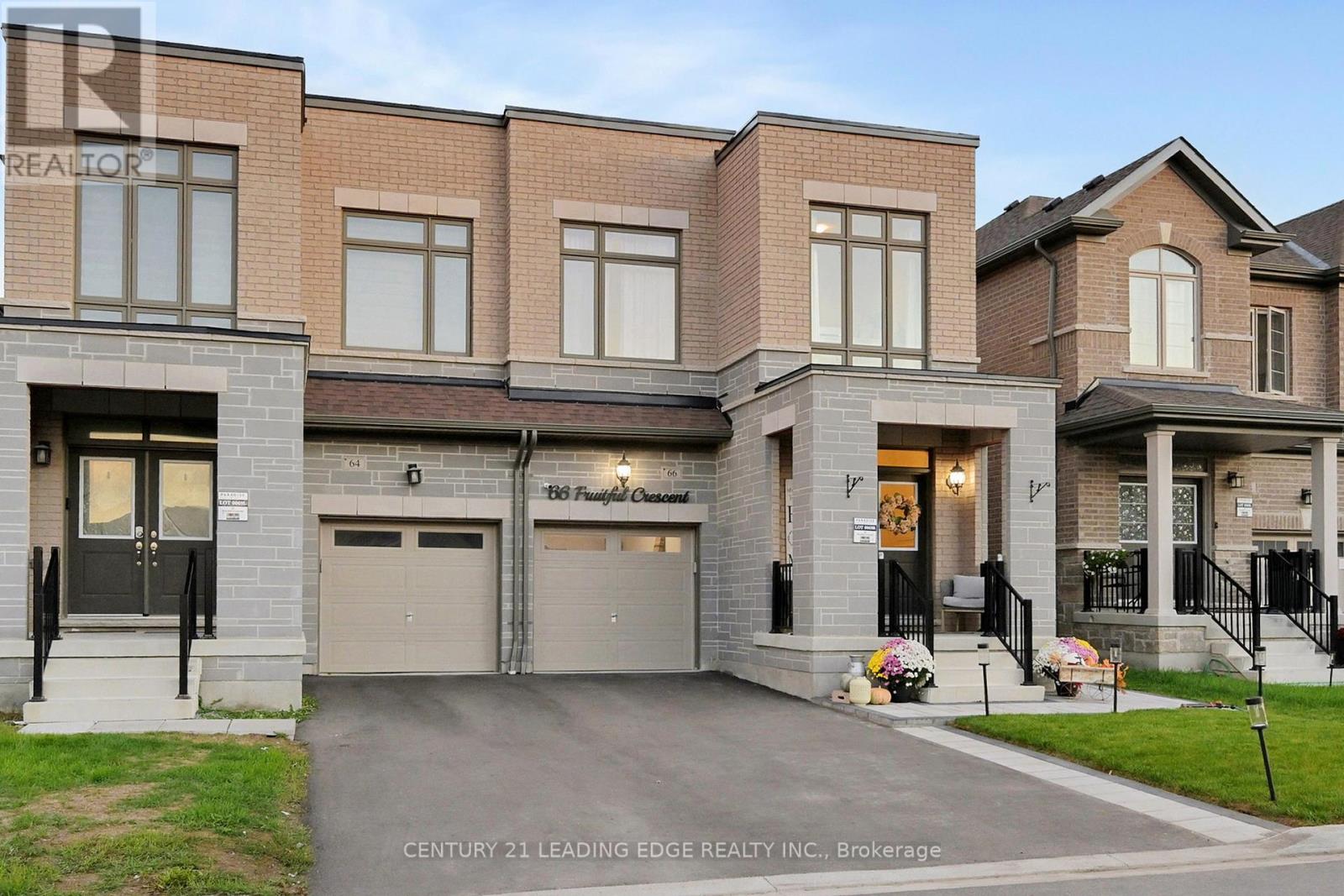 66 Fruitful Crescent, Whitby, Ontario  L1P 0N3 - Photo 2 - E12480133