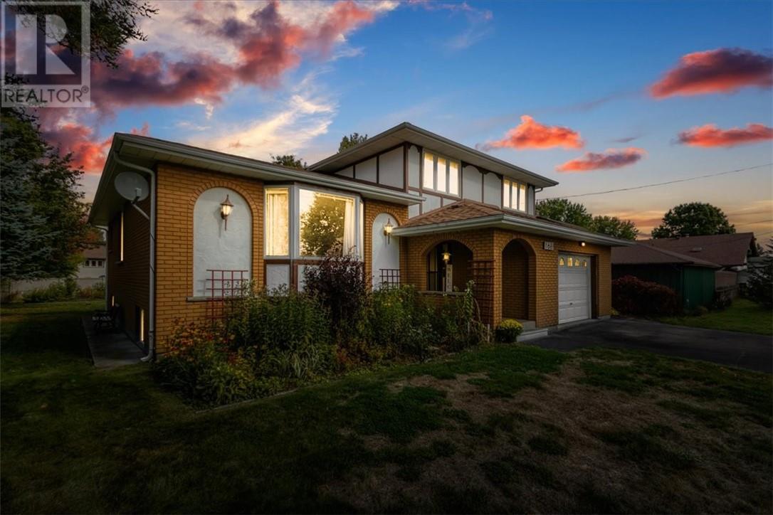 1688 Richard Street, Val Caron, Ontario  P3N 1H2 - Photo 49 - 2125466