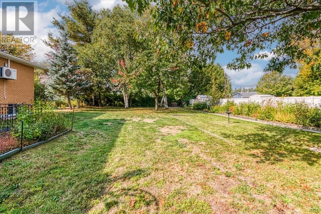 1688 Richard Street, Val Caron, Ontario  P3N 1H2 - Photo 8 - 2125466