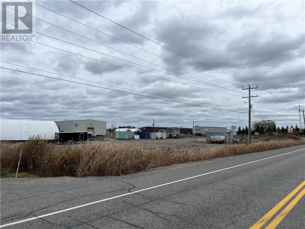 3656 Ford Drive, Chelmsford, Ontario P0M 1L0 - Photo 2 - 2125452