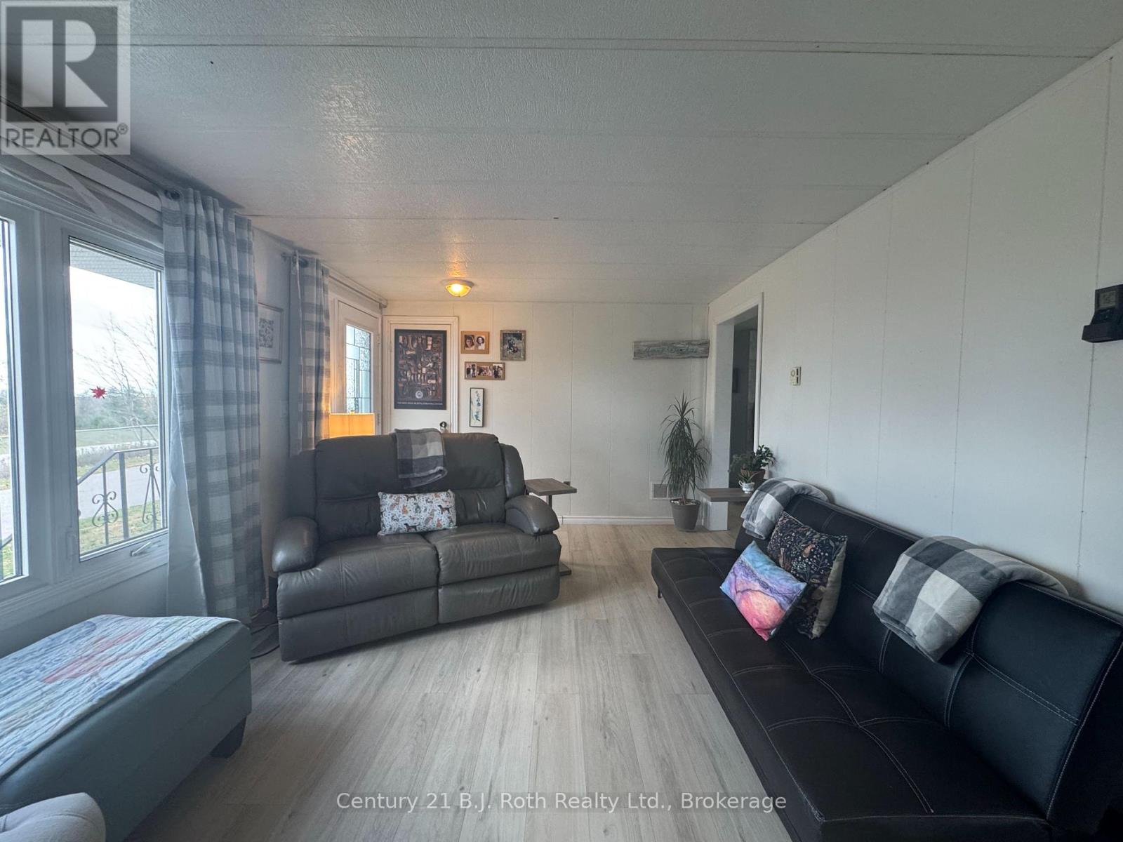 14 Muir Drive, Oro-Medonte, Ontario  L3V 0P9 - Photo 16 - S12502210