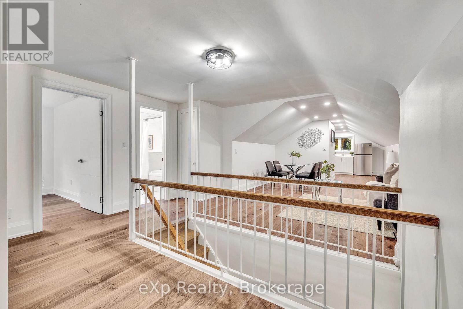 877 Kingsway Drive, Burlington, Ontario  L7T 3H8 - Photo 27 - W12502274