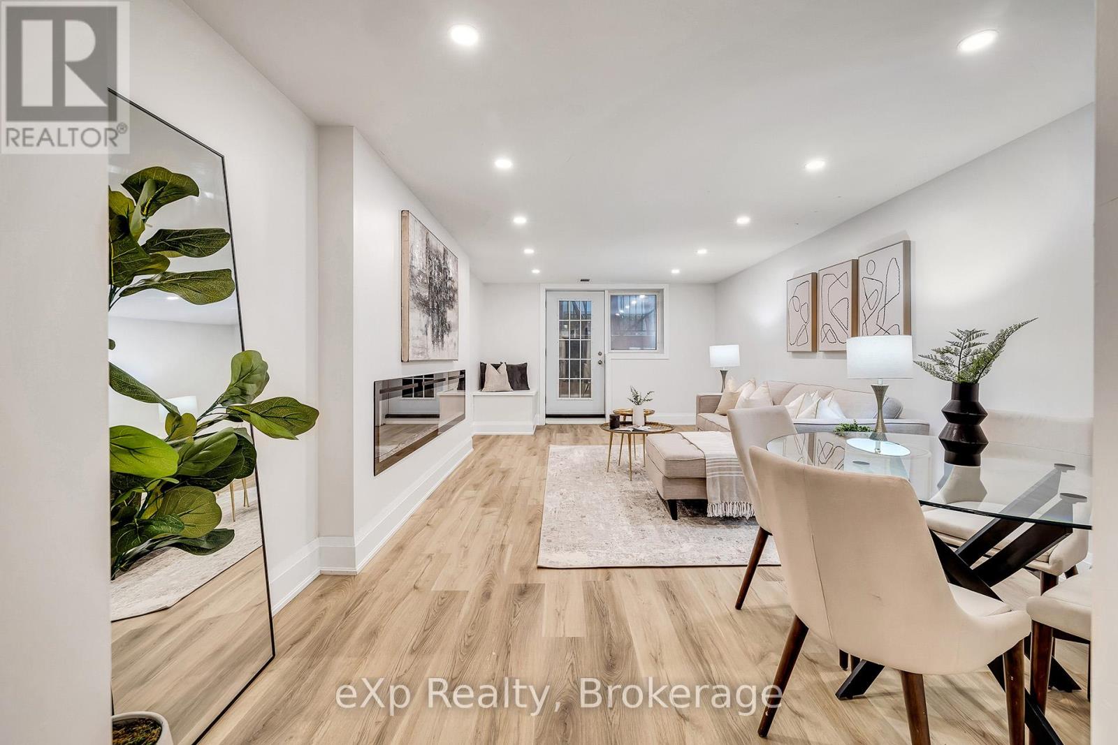 877 Kingsway Drive, Burlington, Ontario  L7T 3H8 - Photo 34 - W12502274