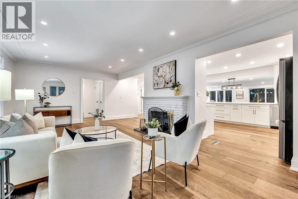 877 Kingsway Drive, Burlington, Ontario  L7T 3H8 - Photo 6 - 40781238