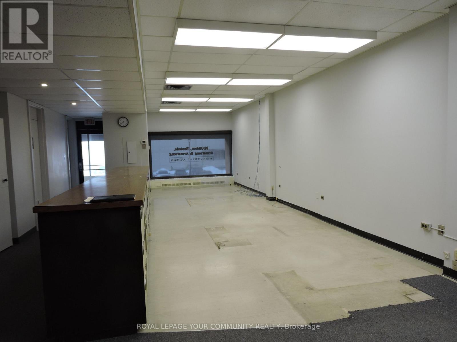 2ND. FL - 32 SIMCOE STREET S, oshawa (central), Ontario