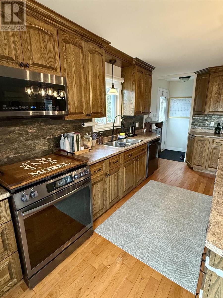 26 Hart Rd, Elliot Lake, Ontario  P5A 1R1 - Photo 20 - SM253082